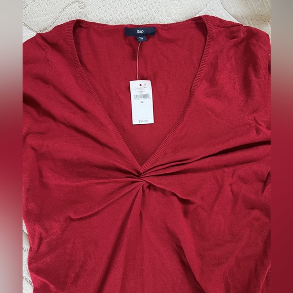 GAP Long Sleeve - Picture 3 of 3